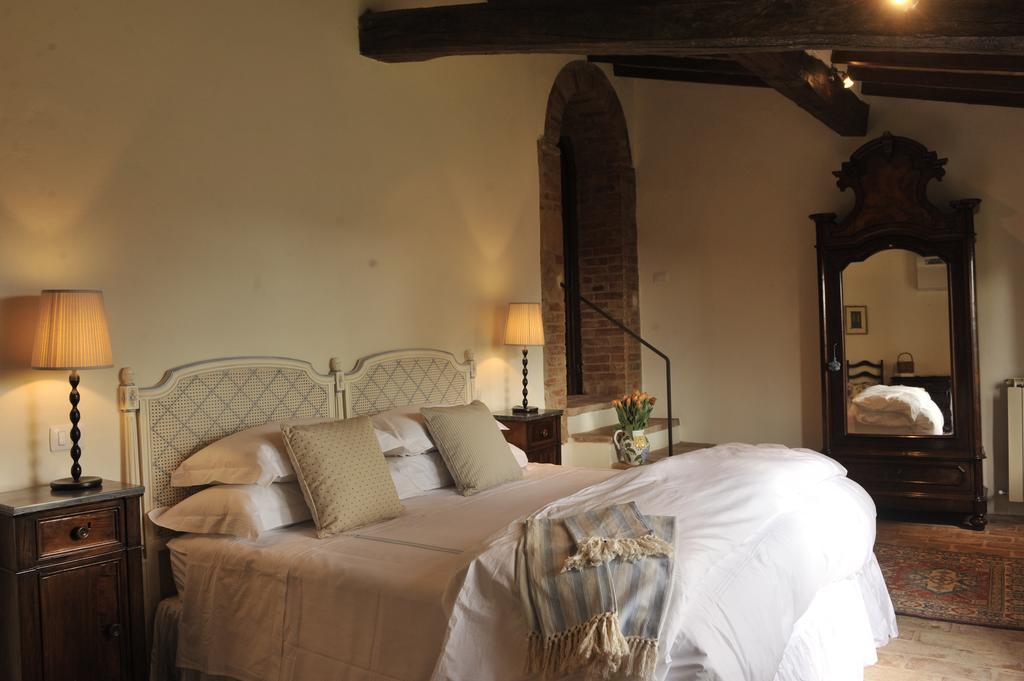 Tenuta Santo Pietro Pienza Cameră foto